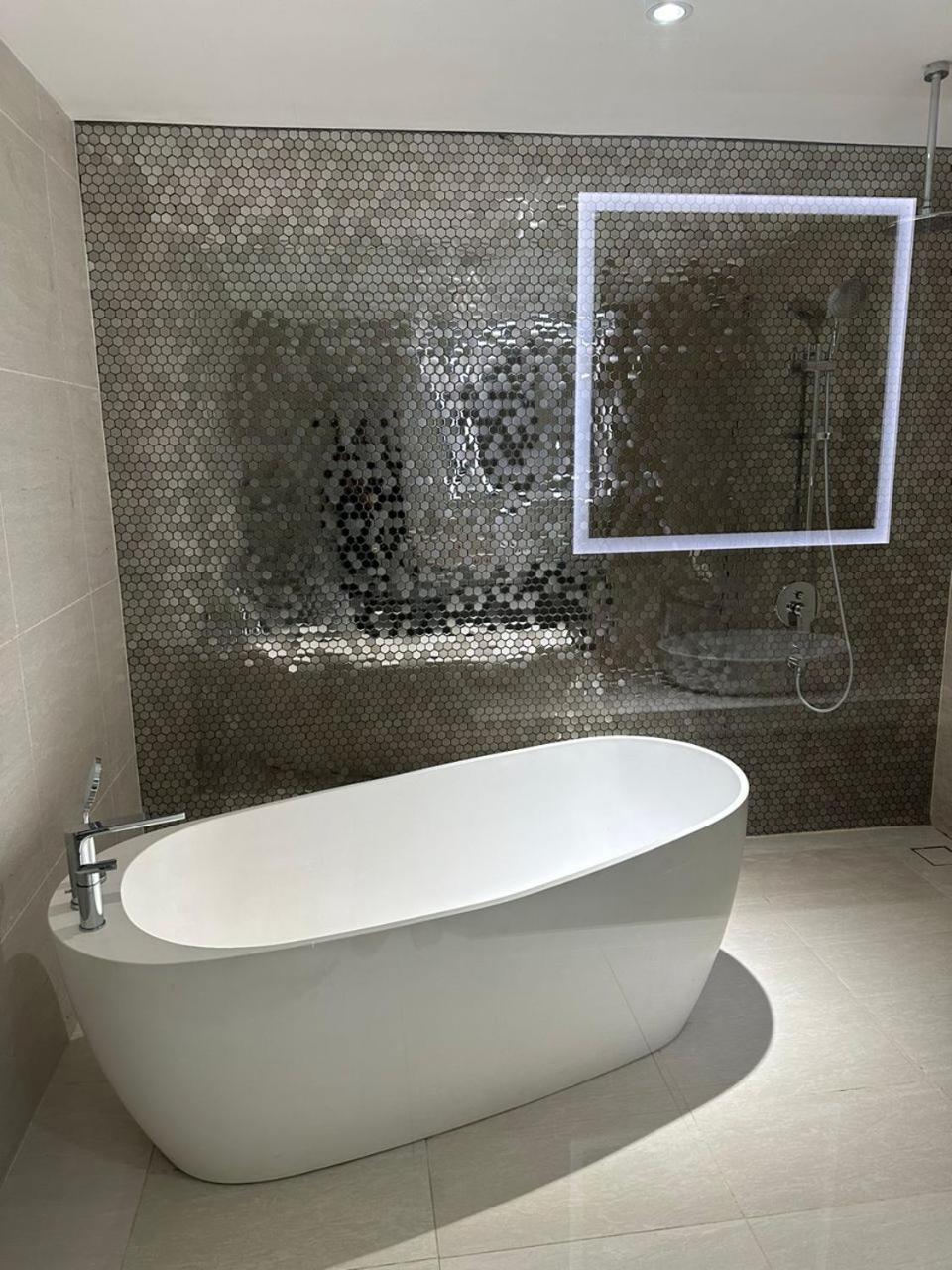 Kl Apartment At Star Klcc Куала Лумпур Екстериор снимка